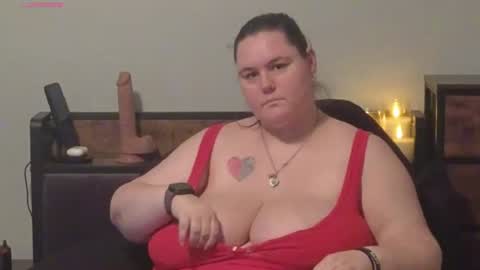 Snapshot of mzjuicybootay2169 chatting on 11/21/25, 04:27 Mzjuicybootay online show from 11/21/25, 04:27