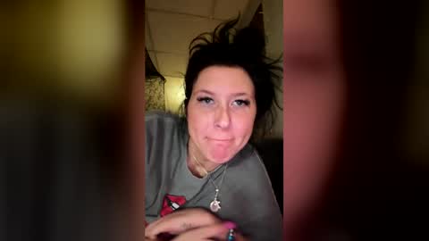 n0rmalgurl online show from 05/27/26, 02:47