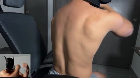 Snapshot of n1h1lv01d chatting on 10/11/25, 11:14 n1h1lv01d online show from 10/11/25, 11:14