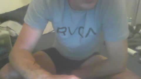 Snapshot of n317n317 chatting on 12/06/24, 09:35 n317n317 online show from 12/06/24, 09:35