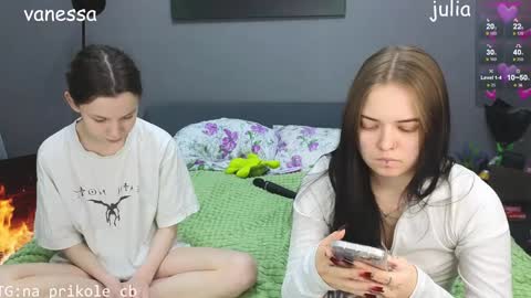 Vanessa and Julia  online show from 12/11/24, 10:16