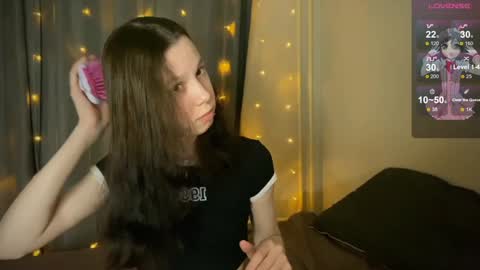 Vanessa and Julia  online show from 01/31/25, 07:18