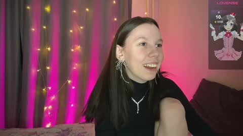 Vanessa and Julia  online show from 02/07/25, 09:15