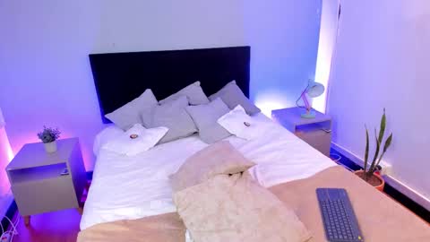 AMY online show from 11/27/25, 07:38