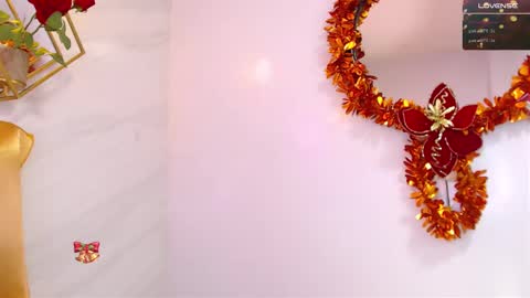 naamah_b online show from 12/20/24, 06:02
