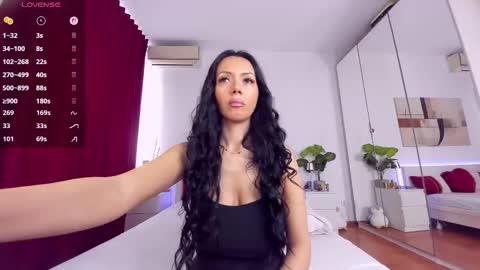 Nadia online show from 11/22/25, 12:26