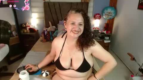 nadia_84 online show from 06/16/26, 12:30