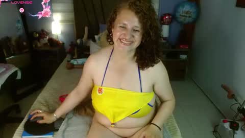 nadia_84 online show from 07/07/26, 07:29