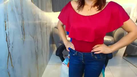 Nadia  online show from 06/28/26, 12:22