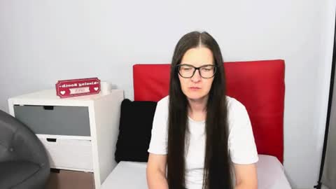 nadiatrue online show from 07/28/26, 02:35