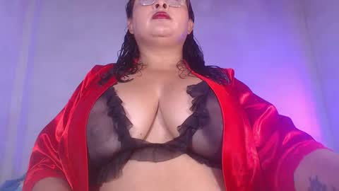 Nadia online show from 11/23/25, 09:20