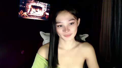 Snapshot of nadiestar chatting on 02/21/25, 10:50 nadiestar online show from 02/21/25, 10:50