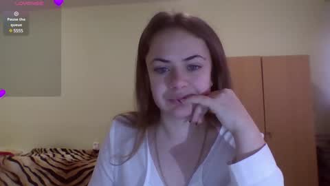 nadiiamorgun online show from 12/08/24, 06:11