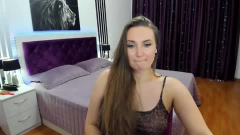 NadinGracefull online show from 11/08/25, 07:23