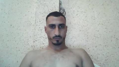 Snapshot of nadirff16 chatting on 09/15/25, 12:27 V online show from 09/15/25, 12:27