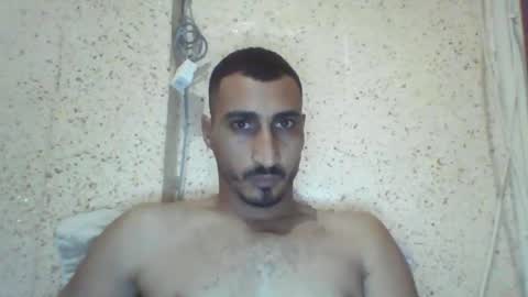 Snapshot of nadirff16 chatting on 09/25/25, 01:26 V online show from 09/25/25, 01:26