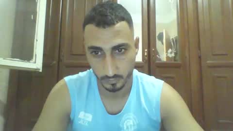 Snapshot of nadirff16 chatting on 09/27/25, 01:16 V online show from 09/27/25, 01:16