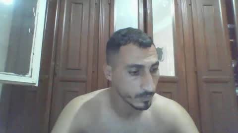 Snapshot of nadirff16 chatting on 10/02/25, 03:52 V online show from 10/02/25, 03:52