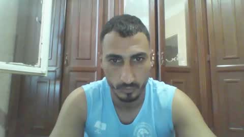 Snapshot of nadirff16 chatting on 10/04/25, 01:42 V online show from 10/04/25, 01:42