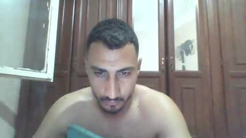 Snapshot of nadirff16 chatting on 10/16/25, 04:19 V online show from 10/16/25, 04:19