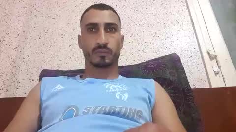 Snapshot of nadirff16 chatting on 11/06/25, 03:46 V online show from 11/06/25, 03:46