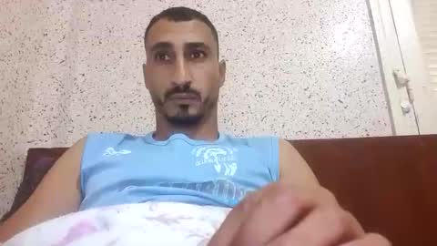 Snapshot of nadirff16 chatting on 11/09/25, 11:52 V online show from 11/09/25, 11:52