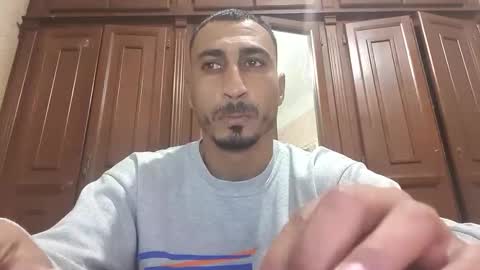 Snapshot of nadirff16 chatting on 12/01/25, 05:07 V online show from 12/01/25, 05:07