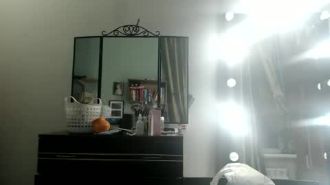 nadyagt online show from 05/24/26, 10:59