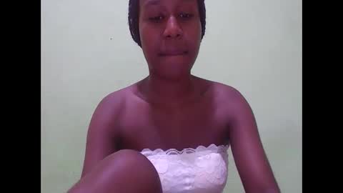 Snapshot of nah296652 chatting on 05/02/26, 06:35 nah296652 online show from 05/02/26, 06:35
