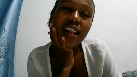 Snapshot of nah296652 chatting on 06/08/26, 07:58 nah296652 online show from 06/08/26, 07:58