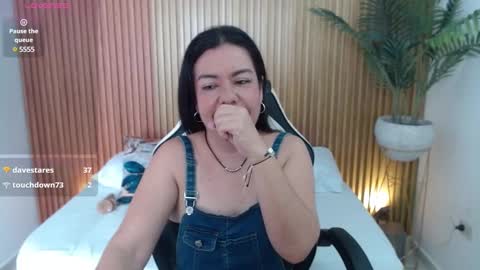 N A H I A online show from 01/15/25, 02:46
