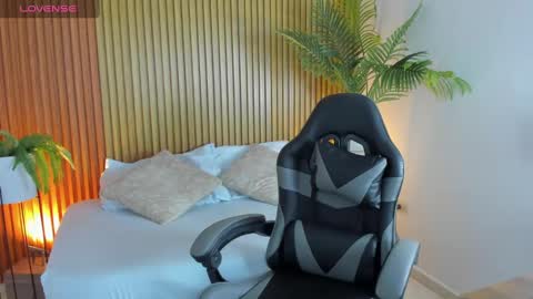 Snapshot of nahia_13 chatting on 11/08/25, 02:34 N A H I A online show from 11/08/25, 02:34