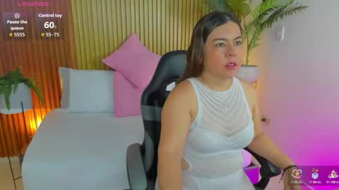 Snapshot of nahia_13 chatting on 03/25/26, 12:22 N A H I A online show from 03/25/26, 12:22