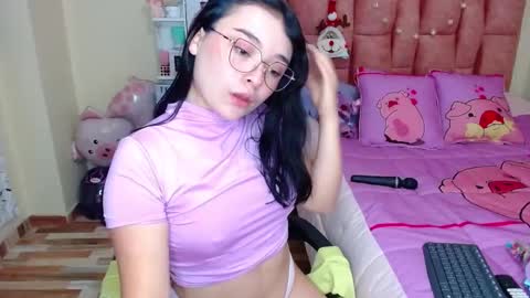 nahia cute     only   online show from 01/08/25, 05:37