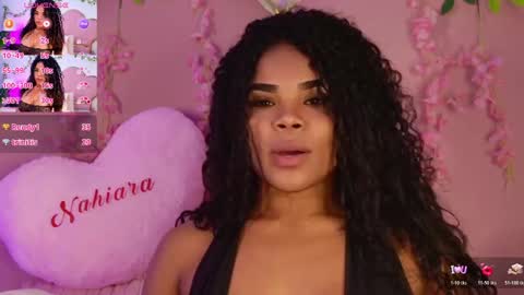 NahiaraReina  online show from 04/14/26, 02:23