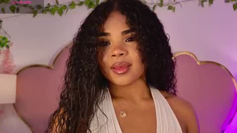 NahiaraReina  online show from 06/10/26, 01:43