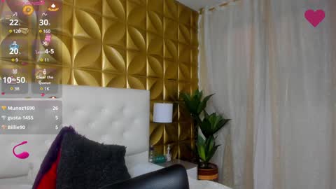 Snapshot of nahiavictoria chatting on 01/23/25, 10:01 NahiaVictoria  online show from 01/23/25, 10:01