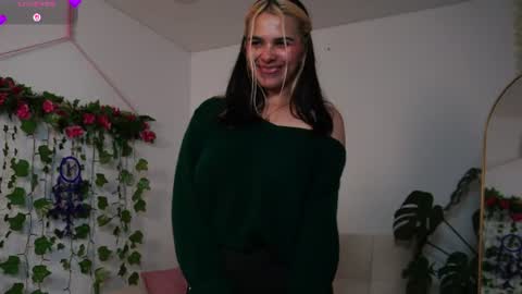 Naho  Sigueme en mis Redes Sociales Follow me on my social networks online show from 06/25/26, 05:12