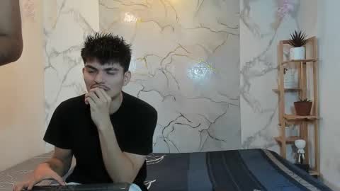 nahomi_hot2002 online show from 06/29/26, 01:33