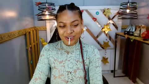 Nahomy online show from 09/12/25, 10:54