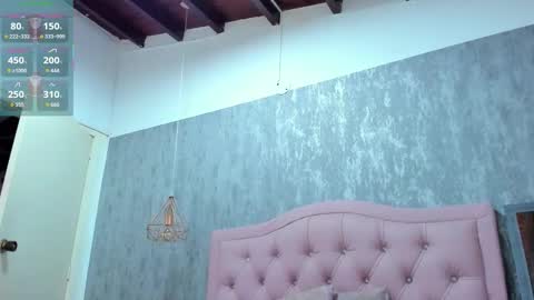 Snapshot of nahomidi_bello chatting on 12/18/25, 08:37 online show from 12/18/25, 08:37