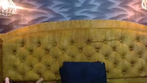 Nahomi online show from 11/19/25, 04:34