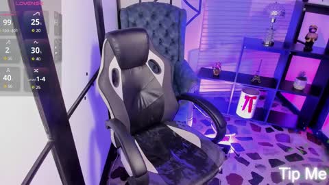 Nahomi online show from 10/18/25, 06:05