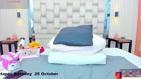 Snapshot of nahomye_taylor chatting on 10/08/25, 03:04 Nahomye online show from 10/08/25, 03:04