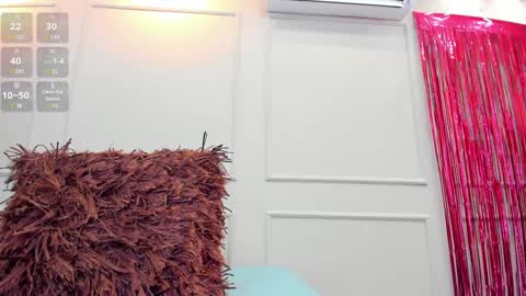 Nahomy online show from 01/08/25, 10:27