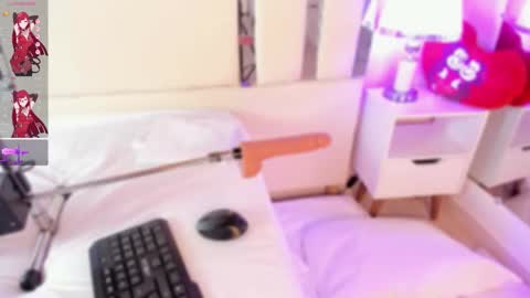 Snapshot of nahomyroberts chatting on 10/31/25, 11:44 Nahomy Roberts online show from 10/31/25, 11:44