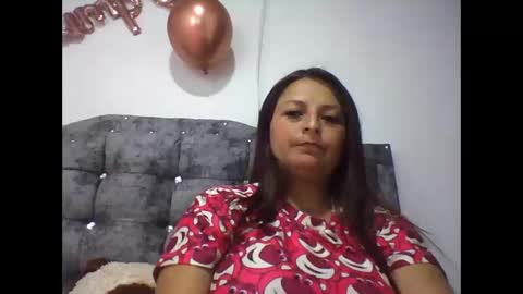 nahomy saints online show from 11/01/25, 11:18