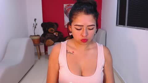 naia_sweetsex online show from 09/28/25, 04:45