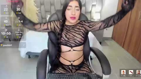 Snapshot of naiah_blue chatting on 07/01/26, 09:03 naiah_blue online show from 07/01/26, 09:03
