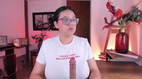 naiara_dreams online show from 07/28/26, 02:29